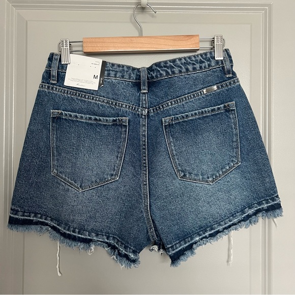 KanCan | Distressed Medium Wash High Rise Denim Shorts NWT Size M - Picture 2 of 8